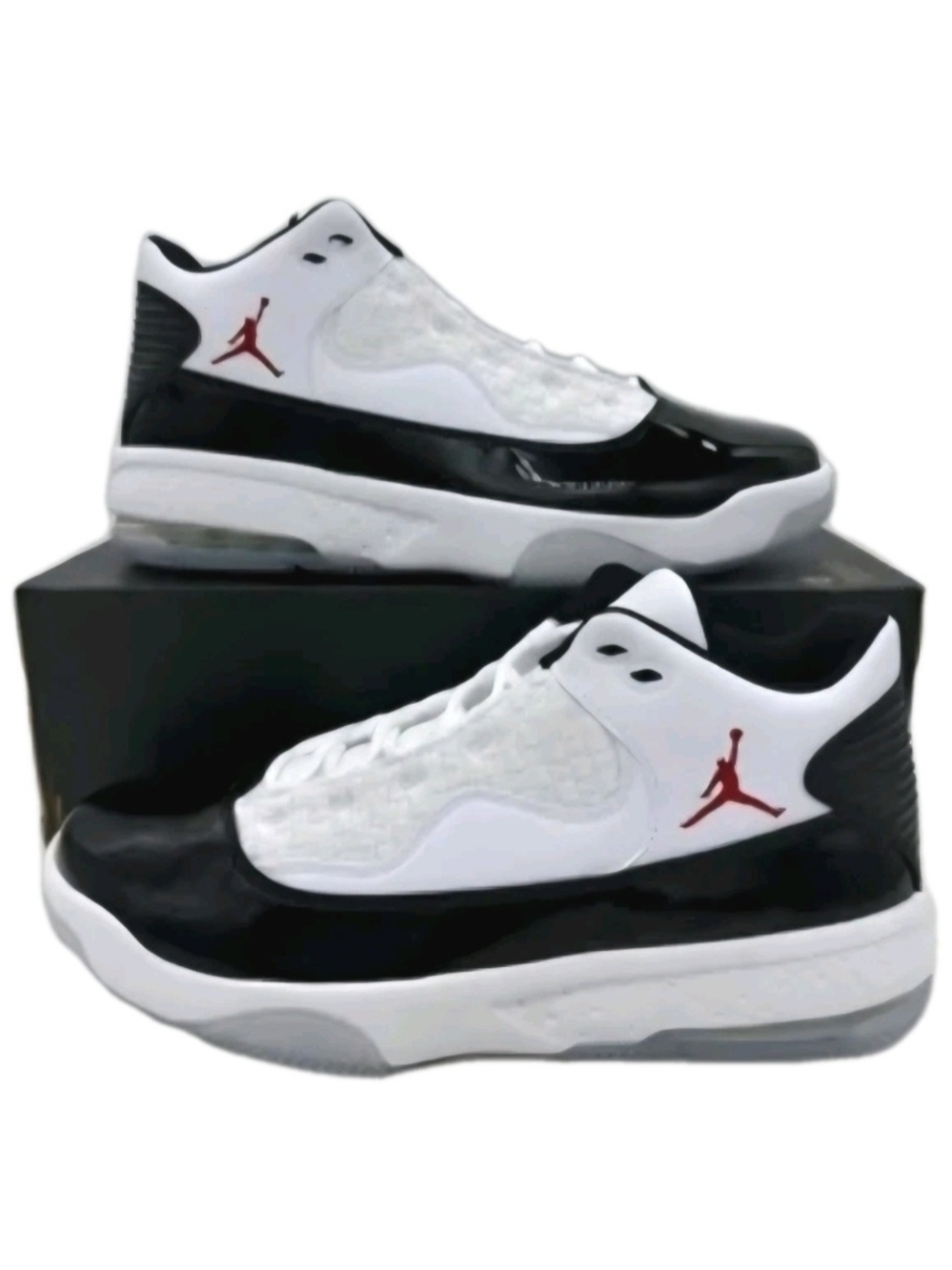 Air Jordan Max Aura 2 White Gym Red US Men's Size 11 (NIB)